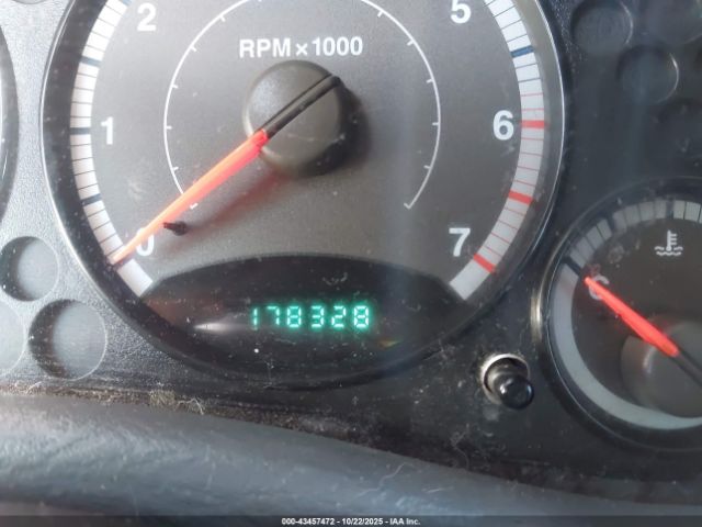 2005 JEEP LIBERTY 1J4GL48K65W601138 Photo 6