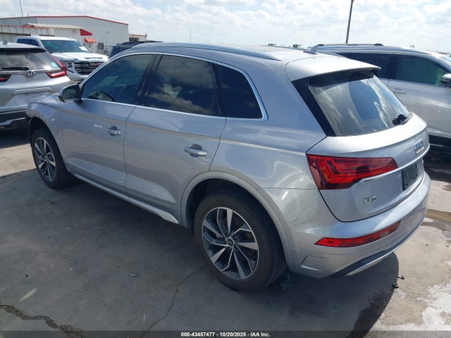 2021 AUDI Q5 WA1AABFY2M2091996 Photo 2