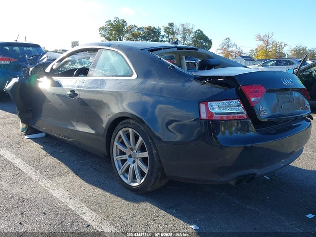 2012 AUDI A5 WAULFAFR2CA016025 Photo 2