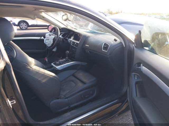 2012 AUDI A5 WAULFAFR2CA016025 Photo 4