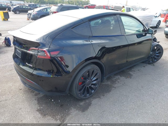 2023 TESLA MODEL Y 7SAYGDEF0PF783208 Photo 3