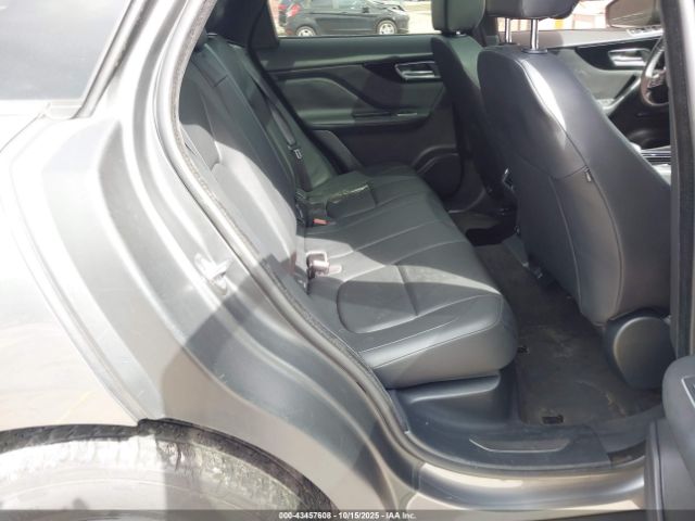 2019 JAGUAR F-PACE SADCJ2FX4KA395358 Photo 7