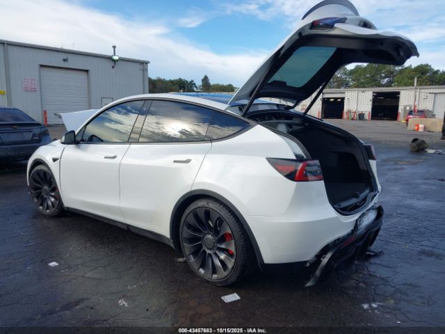 2022 TESLA MODEL Y 7SAYGDEF0NF308736 Photo 2