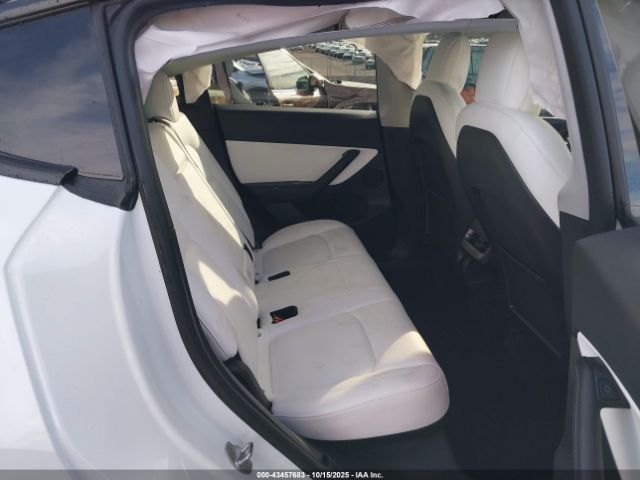 2022 TESLA MODEL Y 7SAYGDEF0NF308736 Photo 7