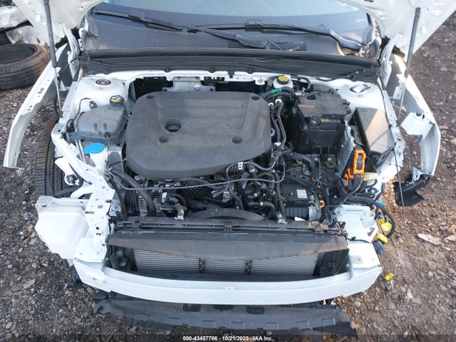 2024 VOLVO XC40 YV4L12UM5R2340682 Photo 9