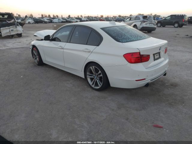 2014 BMW 335I WBA3A9C54EF477621 Photo 2