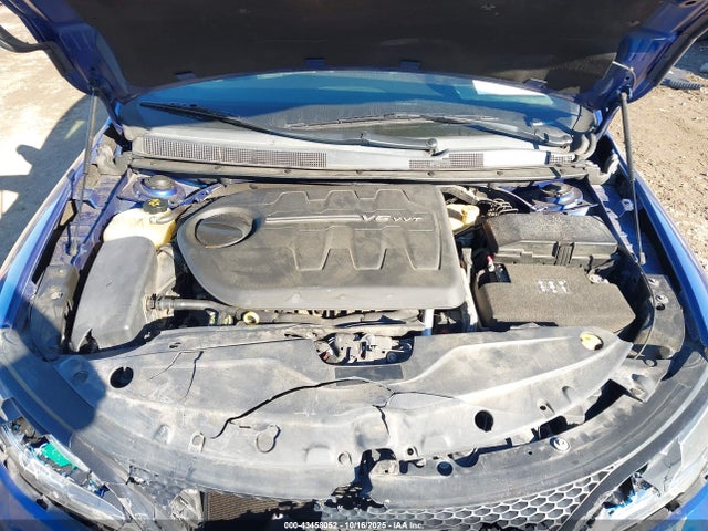 Продажа на аукционе авто 2015 Chrysler 200 S, vin: 1C3CCCDG1FN632194, номер лота: 43458052