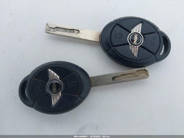 2006 MINI COOPER WMWRC33596TJ74063 Photo 10