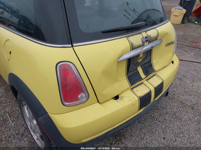 2006 MINI COOPER WMWRC33596TJ74063 Photo 5