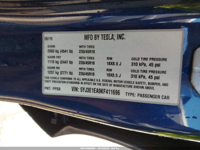 2019 TESLA MODEL 3 5YJ3E1EA9KF411696 Photo 8