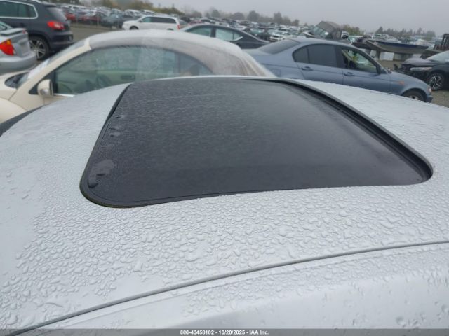 2001 VOLKSWAGEN NEW BEETLE 3VWDD21C31M448139 Photo 5