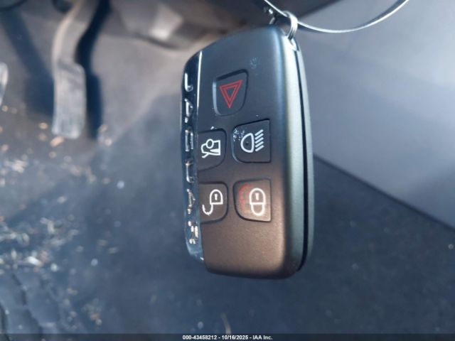 2017 JAGUAR XF SAJBD4BV7HCY29575 Photo 10