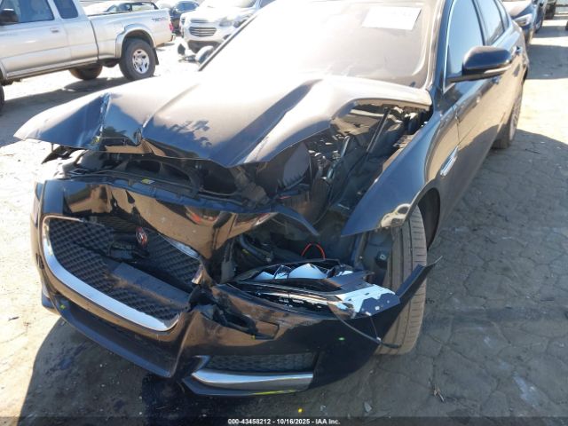 2017 JAGUAR XF SAJBD4BV7HCY29575 Photo 5