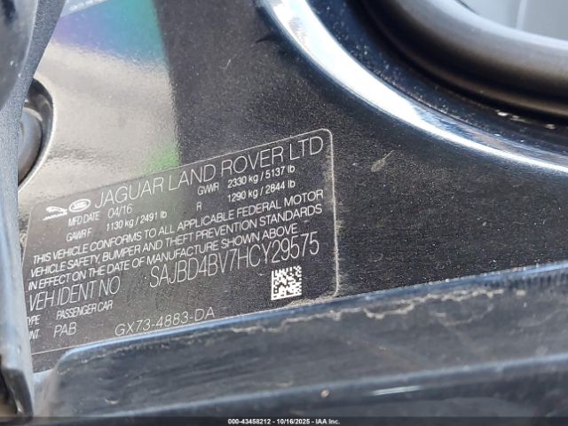 2017 JAGUAR XF SAJBD4BV7HCY29575 Photo 8