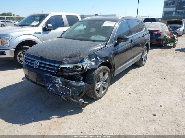 2019 VOLKSWAGEN TIGUAN 3VV4B7AX4KM084079 Photo 1