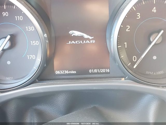 2018 JAGUAR F-PACE SADCJ2FX2JA256781 Photo 6