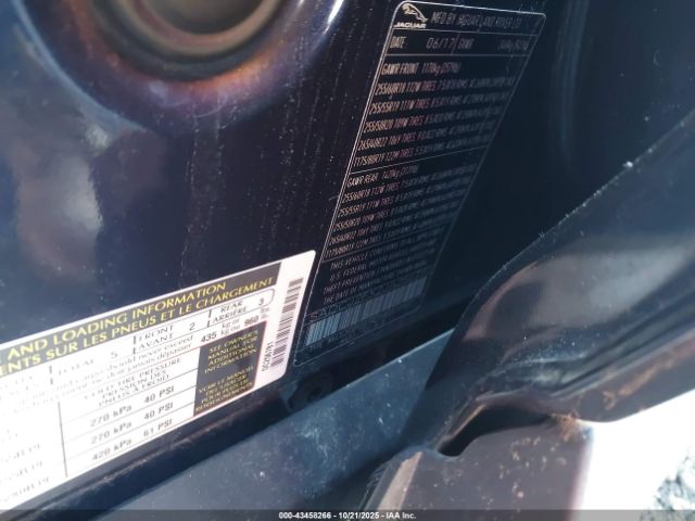 2018 JAGUAR F-PACE SADCJ2FX2JA256781 Photo 8