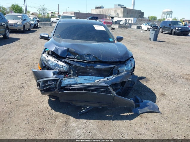 43458311 :رقم المزاد ، 2HGFC1F79HH641068 vin ، 2017 Honda Civic Ex-l مزاد بيع