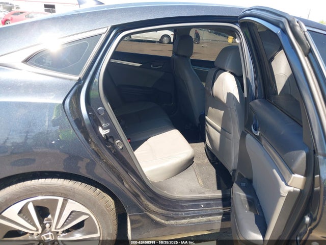 43458311 :رقم المزاد ، 2HGFC1F79HH641068 vin ، 2017 Honda Civic Ex-l مزاد بيع