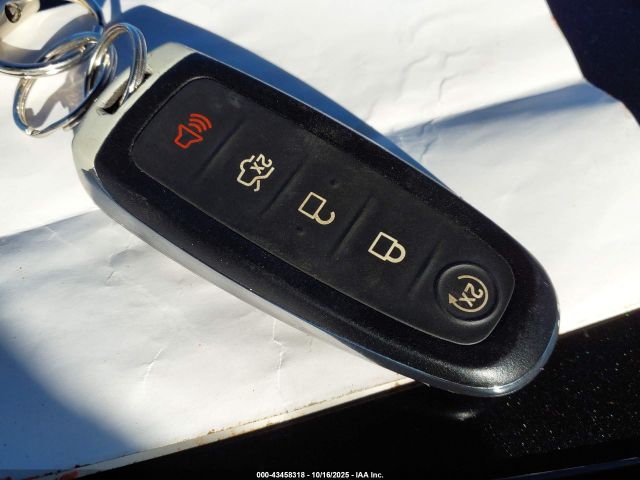 2015 LINCOLN MKS 1LNHL9EK2FG602211 Photo 10