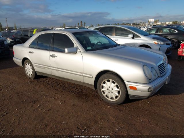 1999 MERCEDES-BENZ E 320 WDBJF65H3XA795472