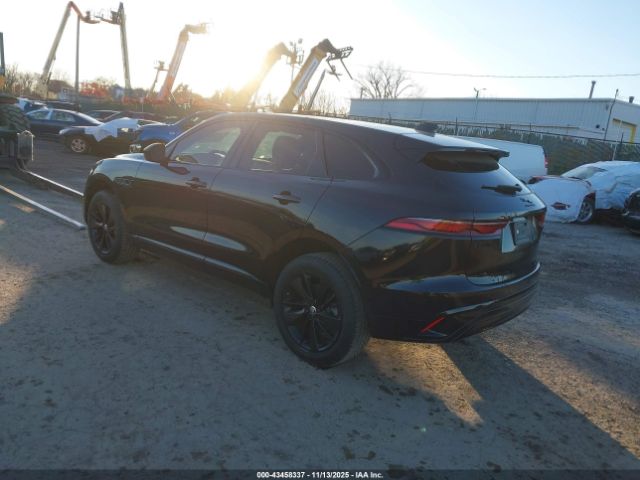 2024 JAGUAR F-PACE SADCT2EX3RA727411 Photo 2