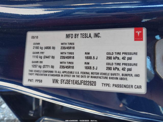 2018 TESLA MODEL 3 5YJ3E1EA5JF022620 Photo 8