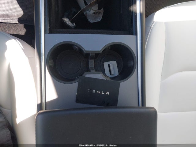 2023 TESLA MODEL 3 5YJ3E1EA2PF672725 Photo 10