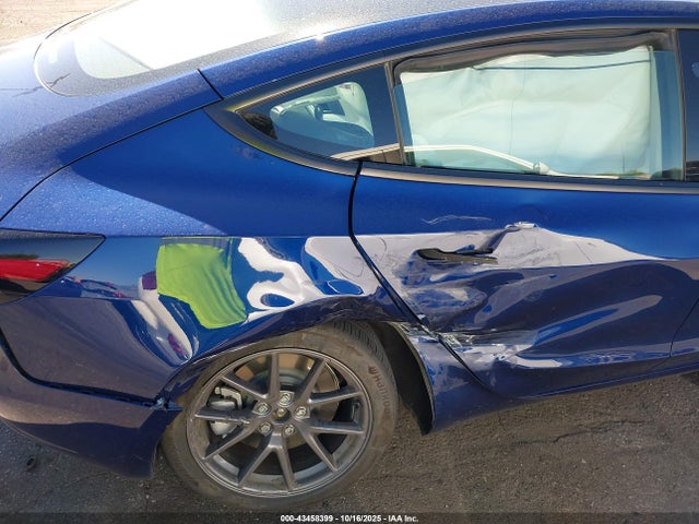 2023 TESLA MODEL 3 5YJ3E1EA2PF672725 Photo 5