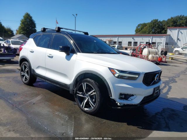 2021 VOLVO XC40 YV4162UM1M2404976
