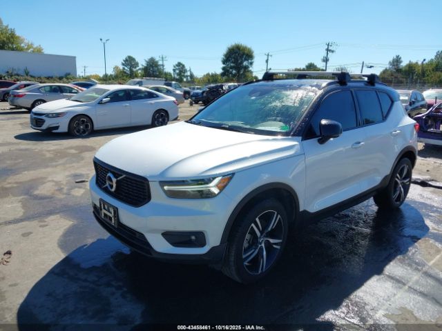 2021 VOLVO XC40 YV4162UM1M2404976 Photo 1