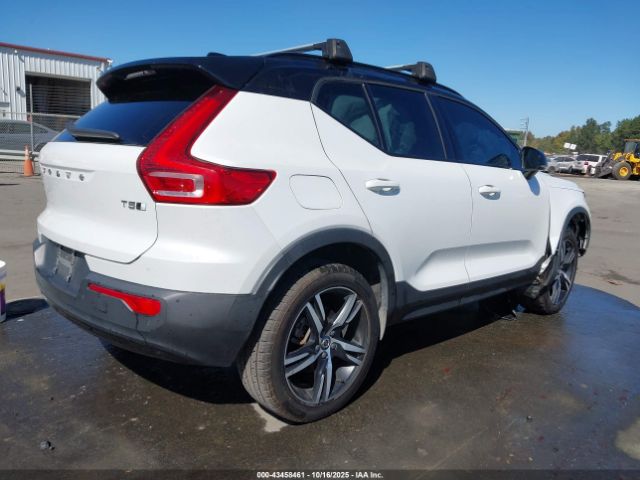 2021 VOLVO XC40 YV4162UM1M2404976 Photo 3
