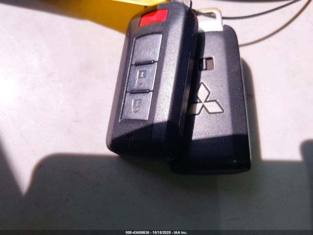 2016 MITSUBISHI OUTLANDER JA4AZ3A38GZ012921 Photo 10