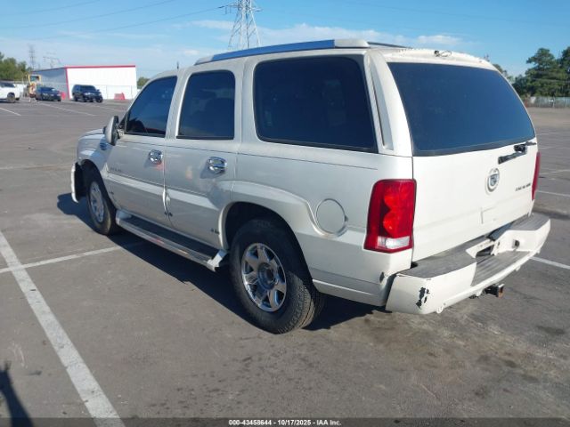 2004 CADILLAC ESCALADE 1GYEC63T04R247813 Photo 2