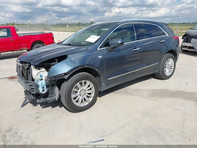 2019 CADILLAC XT5 1GYKNARS2KZ146834 Photo 1