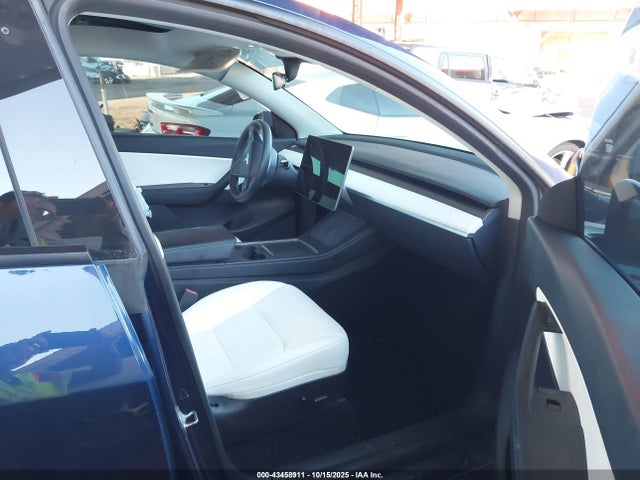 2022 TESLA MODEL Y 7SAYGDEE7NF446216 Photo 4