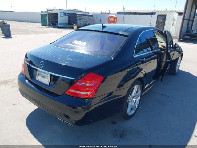 2012 MERCEDES-BENZ S 550 WDDNG7DB7CA463070 Photo 3