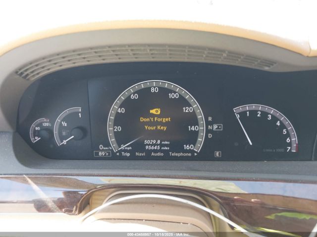 2012 MERCEDES-BENZ S 550 WDDNG7DB7CA463070 Photo 6