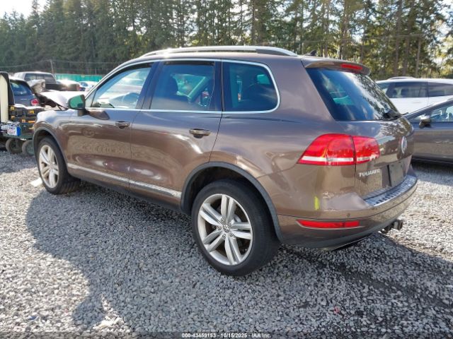2012 VOLKSWAGEN TOUAREG WVGEF9BP9CD007427 Photo 2