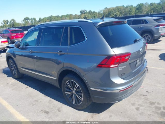 2018 VOLKSWAGEN TIGUAN 3VV2B7AX9JM030511 Photo 2