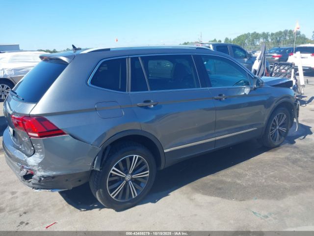 2018 VOLKSWAGEN TIGUAN 3VV2B7AX9JM030511 Photo 3