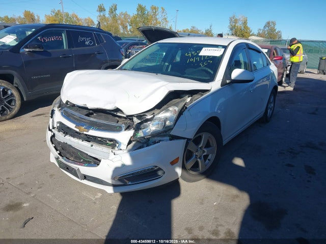 Продажа на аукционе авто 2015 Chevrolet Cruze 1lt Auto, vin: 1G1PC5SB5F7102968, номер лота: 43459812
