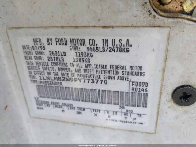 1993 LINCOLN TOWN CAR 1LNLM82W9PY773770 Photo 8