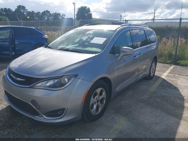 Aukcja sprzedaży 2017 Chrysler Pacifica Touring-l Plus, vin: 2C4RC1EGXHR660719, numer aukcji: 43459896