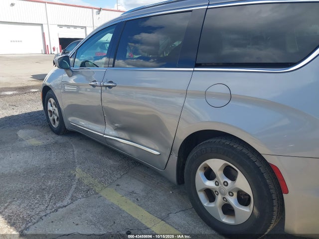 Aukcja sprzedaży 2017 Chrysler Pacifica Touring-l Plus, vin: 2C4RC1EGXHR660719, numer aukcji: 43459896