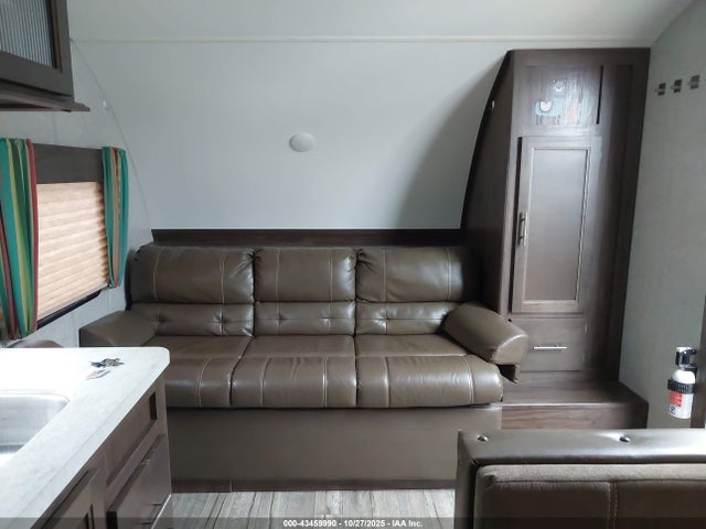 4X4TCK725JK049900 Forest River Grey Wolf 23&#039; Travel Trailer