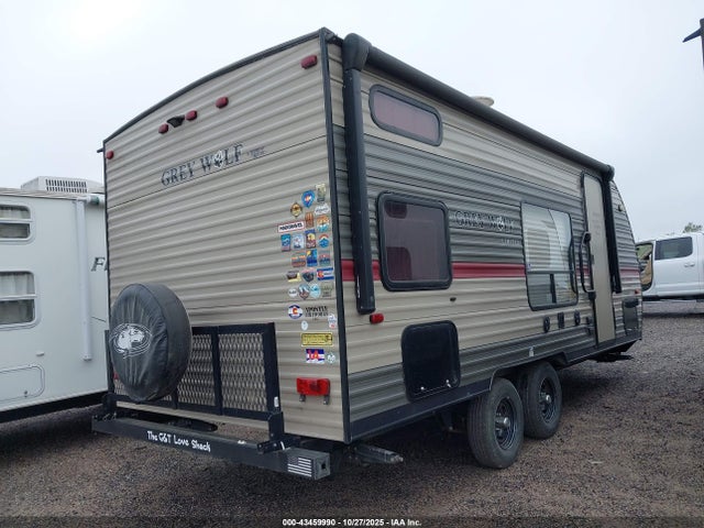 4X4TCK725JK049900 Forest River Grey Wolf 23&#039; Travel Trailer