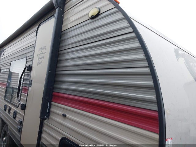 4X4TCK725JK049900 Forest River Grey Wolf 23&#039; Travel Trailer