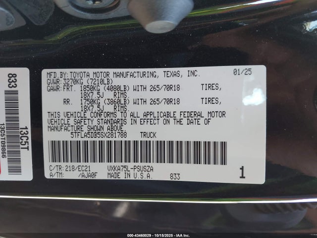 Toyota Tundra Sr5 2025 5TFLA5DB5SX281788 Image 9