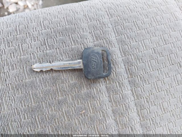 2005 TOYOTA TUNDRA 5TBET34185S486801 Photo 10